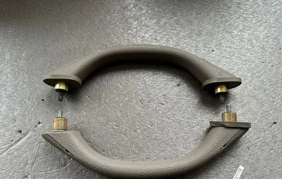 Nissan Patrol Y61 Rear interior roof grab handle 73940VB010