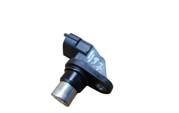 Volvo V70 Camshaft position sensor 8631533 103033 D232