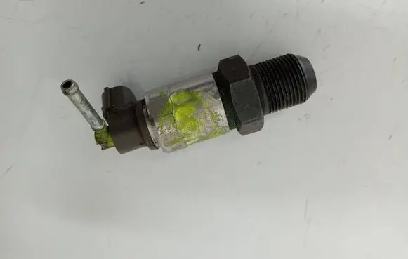 Toyota Corolla E120 E130 Fuel pressure sensor DJ005977