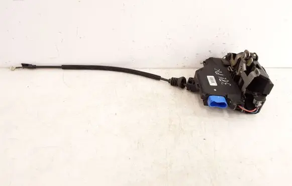 Volkswagen Phaeton Front door lock 3D1837015 E840298001