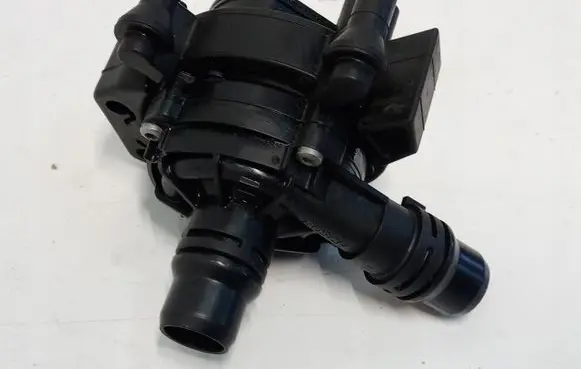 Peugeot 508 II Electric auxiliary coolant/water pump 9818813480