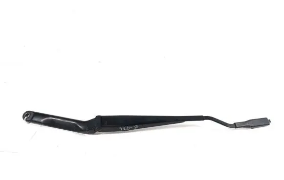 Front wiper blade arm