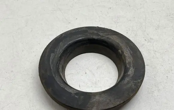 Nissan Navara D23 Rear coil spring rubber mount 