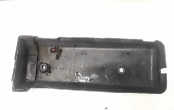 Iveco Daily 40.8 Engine cover (trim)