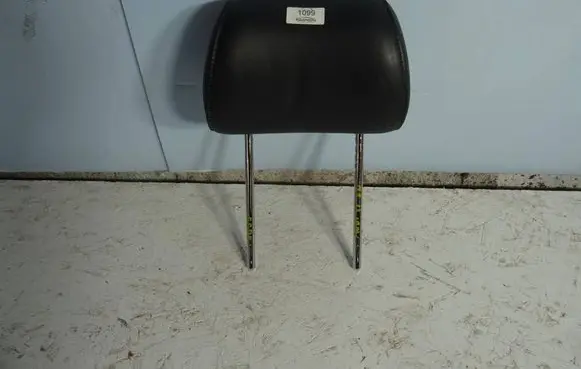 Audi TT Mk1 Front seat headrest 