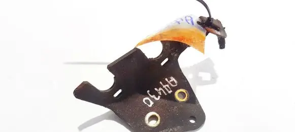 Opel Astra G Engine mounting bracket