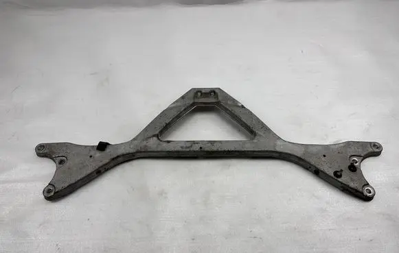 Audi A8 S8 D4 4H Other engine bay part 4H0806151C 4H0806151