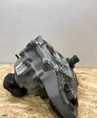 BMW X5 E70 Gearbox transfer box case 7643758 451469349