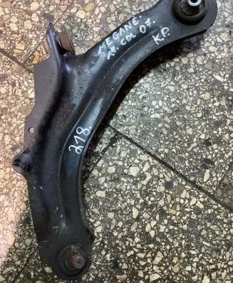 Renault Megane II Front lower control arm/wishbone