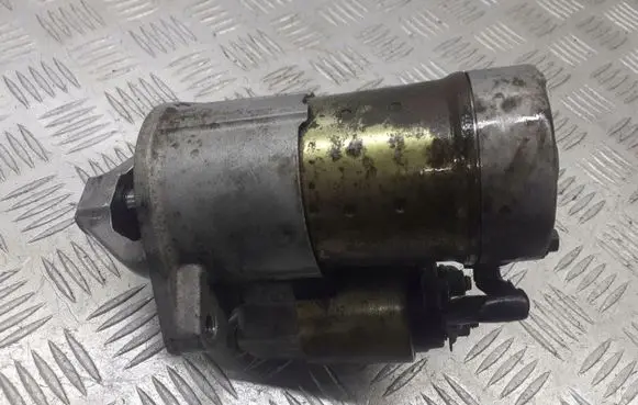 Nissan Primera Starter motor 233000M302