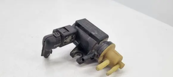 Volkswagen Caddy Turbo solenoid valve 1K0906627A