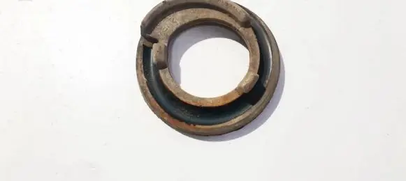 Toyota Avensis T270 Front coil spring rubber mount 4825705020 48257-05020