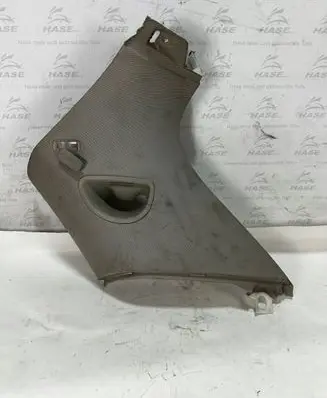 Audi Q7 4L (D)pillar trim (top) 4L0867246