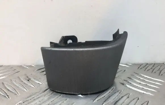Toyota RAV 4 (XA20) Steering wheel trim 5810