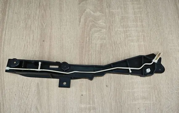 BMW 4 G22 G23 G24 G26 Other engine bay part 6991227