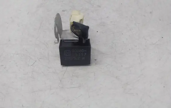 Toyota Auris 150 Aerial antenna filter 9098005357