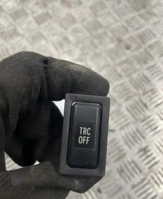 Toyota Avensis T250 Traction control (ASR) switch TR8801