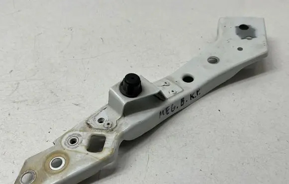 Renault Megane III Side radiator support slam panel 6251206E