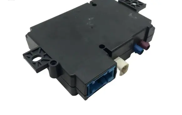 Mercedes-Benz E W212 Bluetooth control unit module A2059000524 A2059027508 A2059016810