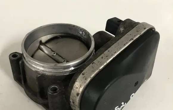 BMW 6 E63 E64 Throttle valve 751694604 7516946 13547516946