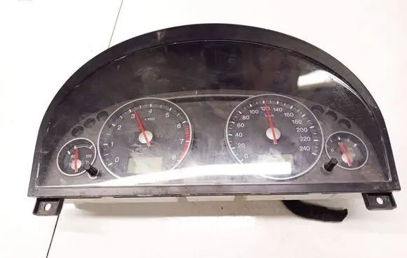 Ford Mondeo Mk III Speedometer (instrument cluster) 3S7F10841