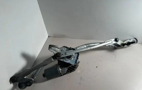 BMW 6 F06 Gran coupe Front wiper linkage and motor 3397021524 306272
