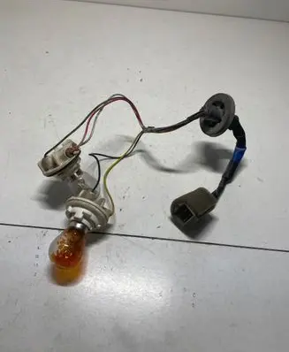 Chevrolet Lacetti Tail light bulb cover holder
