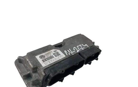 Skoda Fabia Mk2 (5J) Engine control unit/module 03C906024B