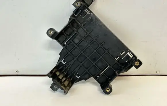 Volvo V70 Other engine bay part 30729835