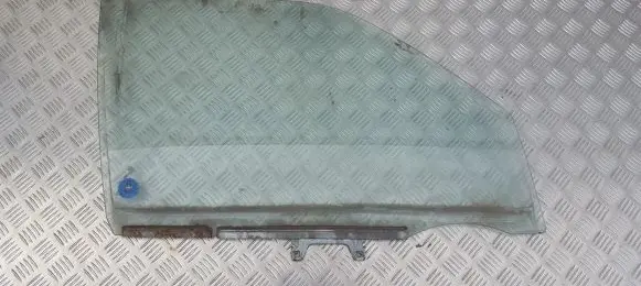 Opel Sintra Front door window glass four-door