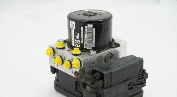 Volkswagen Golf VI ABS Pump 1K0614517CP 1K0907379BE