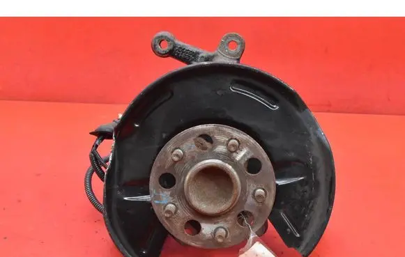 Toyota Corolla E10 Front wheel hub spindle knuckle 