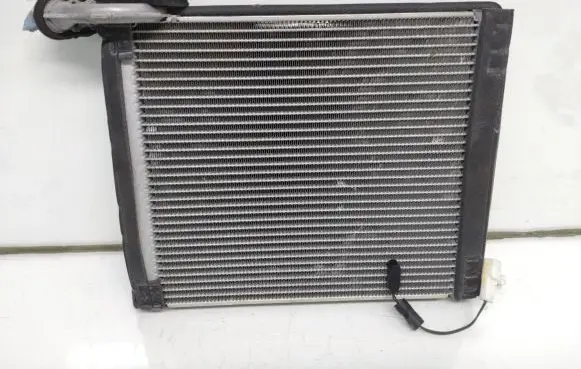 Air conditioning (A/C) radiator (interior)