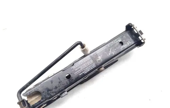 BMW 5 E39 Lift Jack 1096040