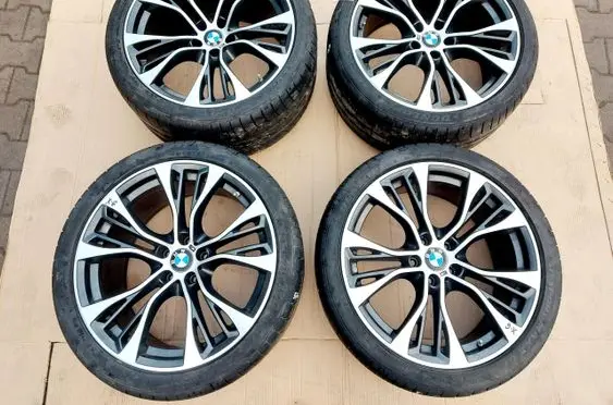 BMW X6 F16 R18 alloy rim 6859424 6859423