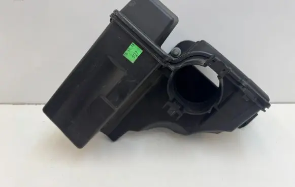 Peugeot 5008 II Intake resonator 9815787680