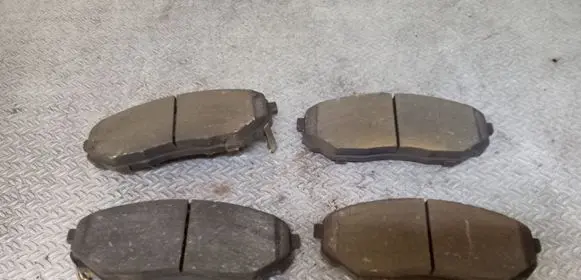 KIA Sorento Brake pads (front)