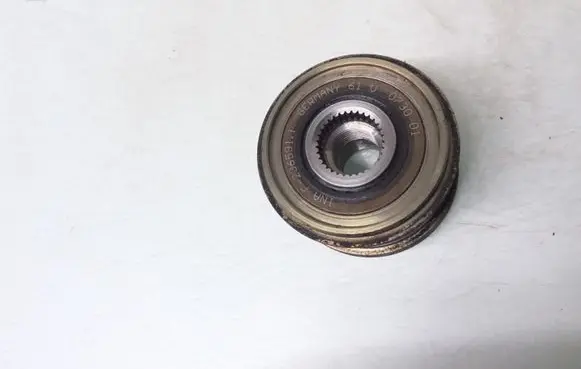 Peugeot 206 Alternator pulley F2365911