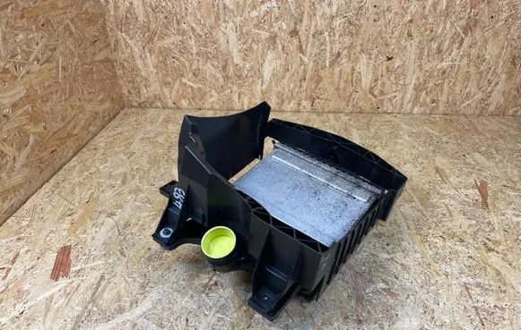 Land Rover Discovery 5 Intercooler radiator FPLA6K775AB CPLA9Y475AC
