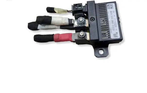 Mercedes-Benz C W204 Charging relay 1110029 A0009822023 24051307990500