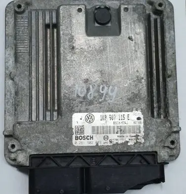Volkswagen Golf V Engine control unit/module 1K0907115E 0261S02082