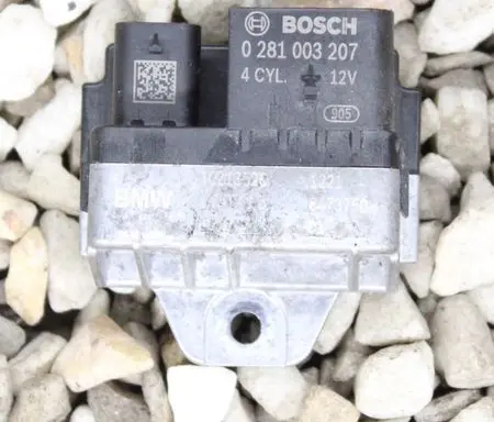 BMW X4 F26 Glow plug pre-heat relay 8473750