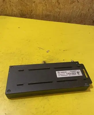 Mercedes-Benz E W211 Phone control unit/module A2208201935 2208201935