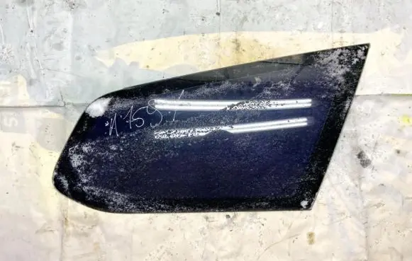 Ford Focus Rear side window 43r001057 43r-001057