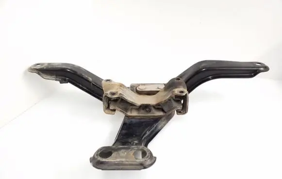 Subaru Forester SG Gearbox mounting bracket