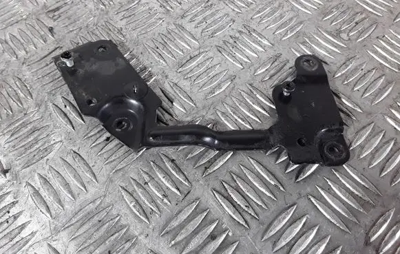 Land Rover Range Rover Sport L494 Other engine bay part
