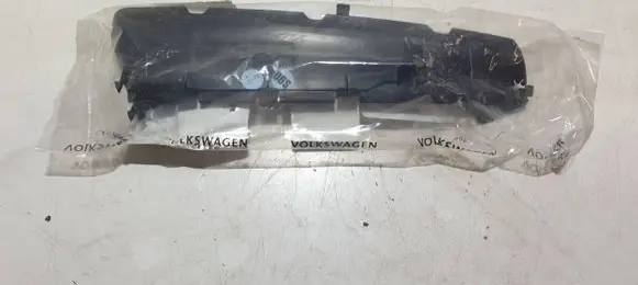Volkswagen PASSAT B8 USA Intercooler air guide/duct channel 561121329 9755730700