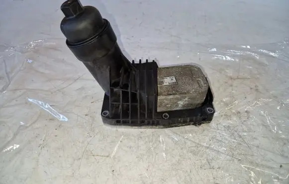 Mini One - Cooper Coupe R56 Engine oil radiator 8507626