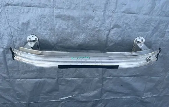 Alfa Romeo Giulietta Front bumper support beam 