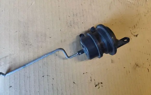 Peugeot 4007 Vacuum valve 4462694